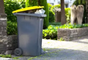 How big is a 40 litre trash can?